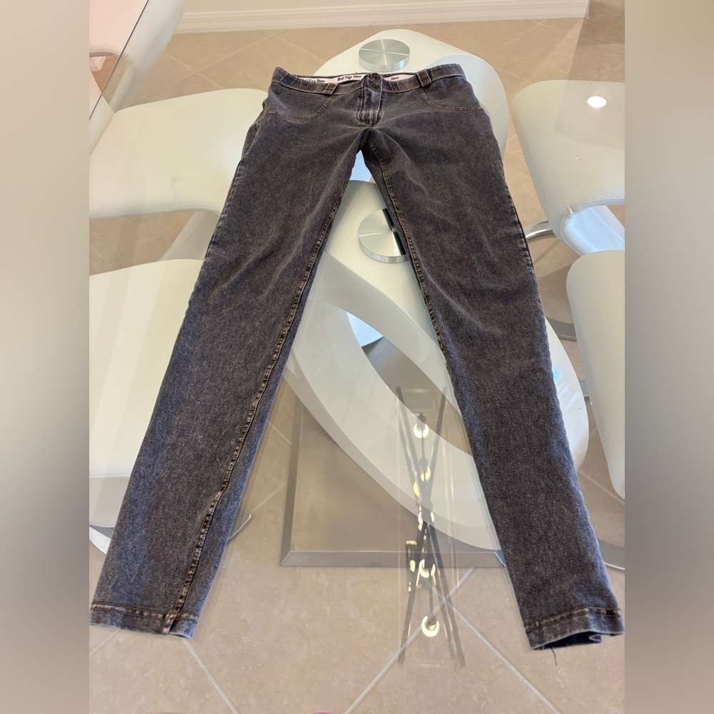 Best Yoga  Black Women's Jeans Small Size